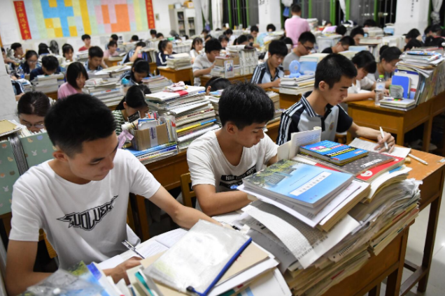 从课堂革新到教研突破再到特色试点教育正以改革为笔 从课堂革新到教研突破再到特色试点教育正以改革为笔