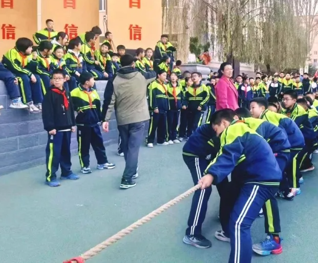 做出最棒的滑翔机争夺最好成绩校园软硬件全方位提高